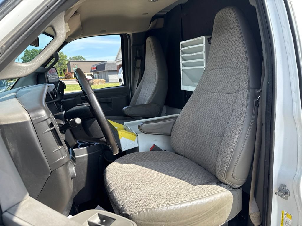 chevrolet express cargo 2018 1GCZGGFG9J1343899 image chevrolet express cargo 2018 1GCZGGFG9J1343899 image